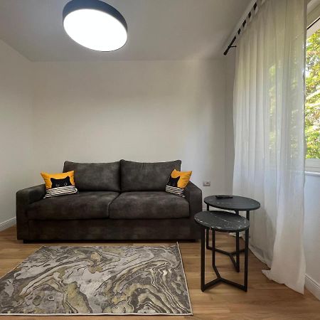 Ferienwohnung Lana Studio Tirana Exterior foto
