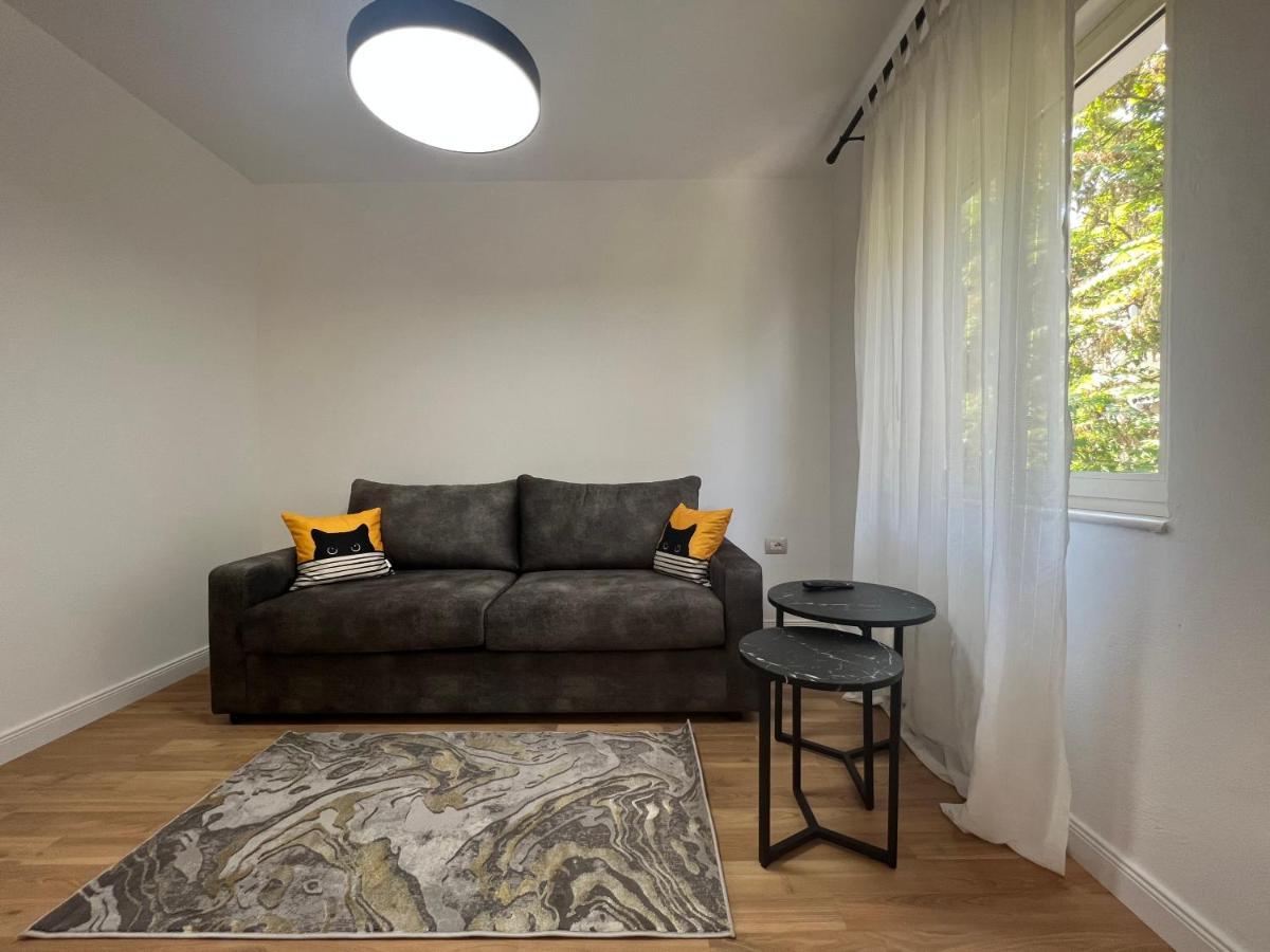 Ferienwohnung Lana Studio Tirana Exterior foto